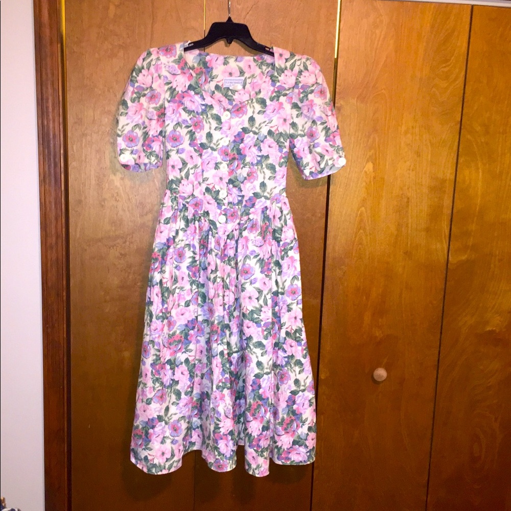 Vintge Yellow & Pink Sweet❤️ Neckline Floral Dress 90’s Ed Michael’s by..